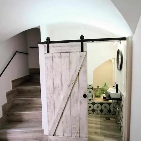 Torre Del Postigo By Kubik *