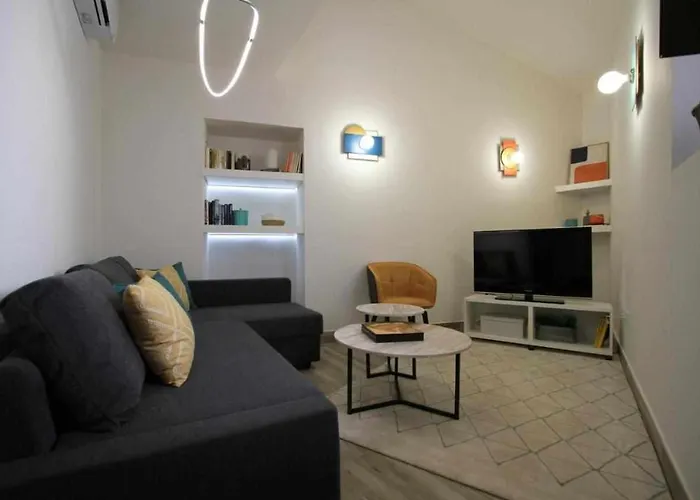 Torre Del Postigo By Kubik